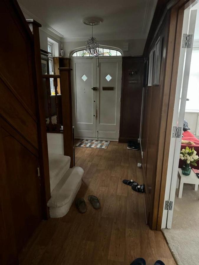 Cosy And Lovely 4-Bed House In Stanmore Stanmore  Exterior photo